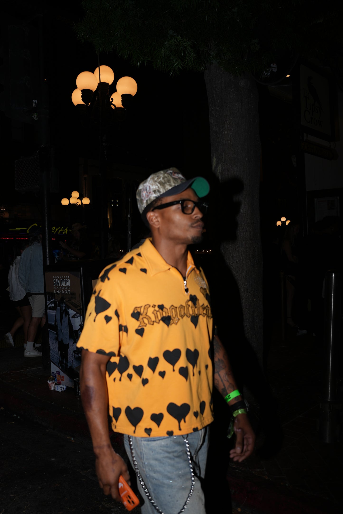 The Statement Tee- Eclipse of Hearts
